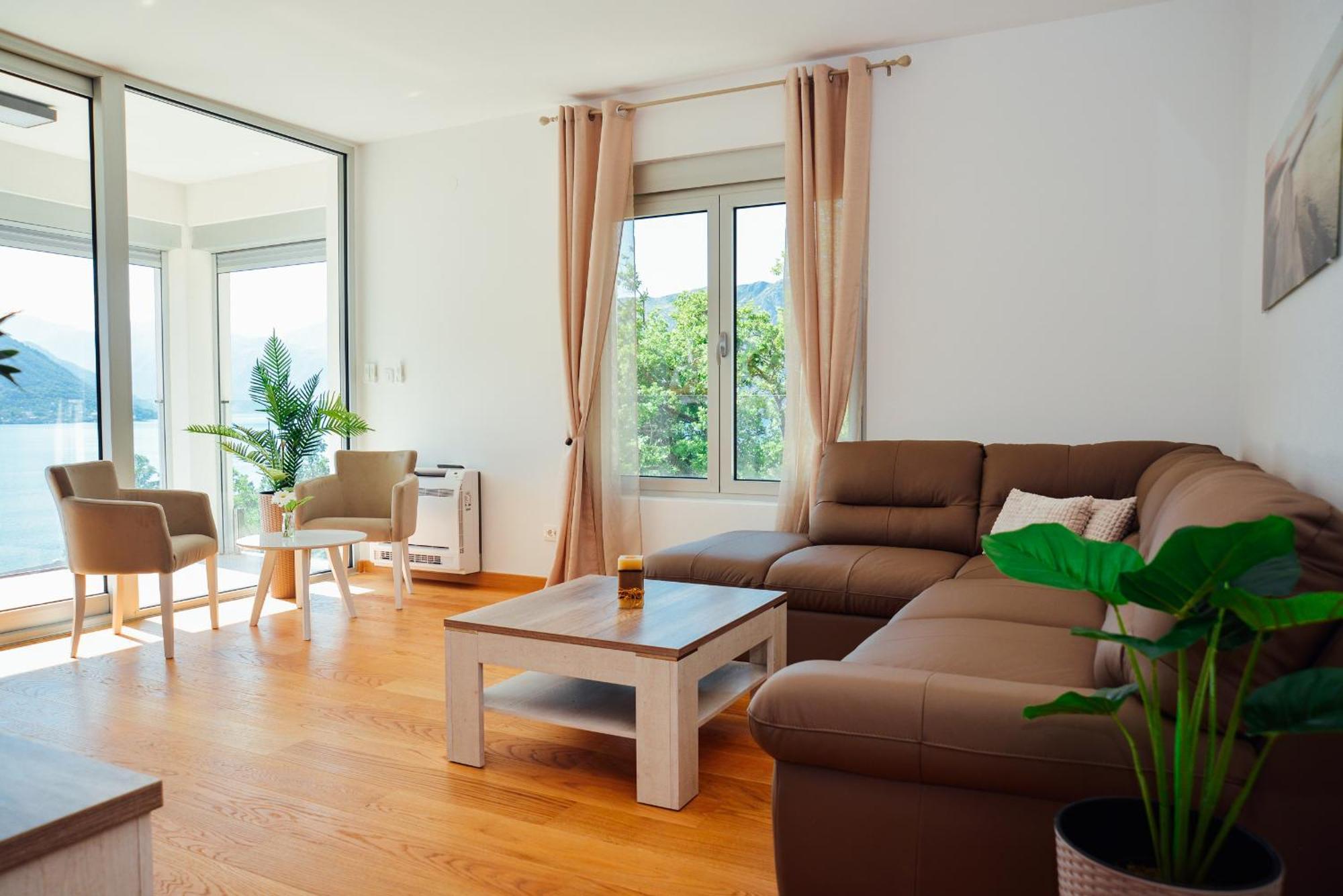 Sea View Apartment For 4 Kotor Extérieur photo