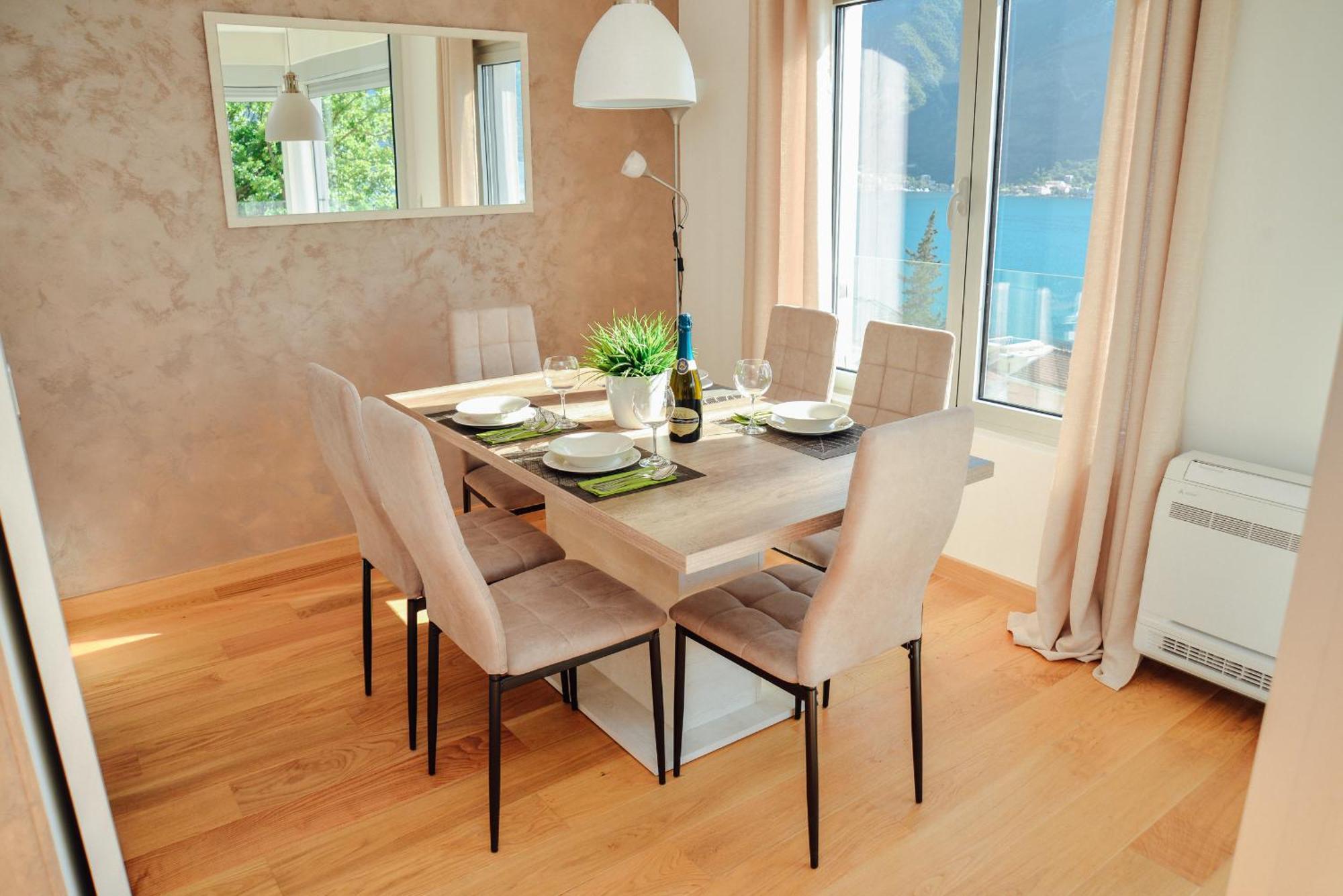 Sea View Apartment For 4 Kotor Extérieur photo